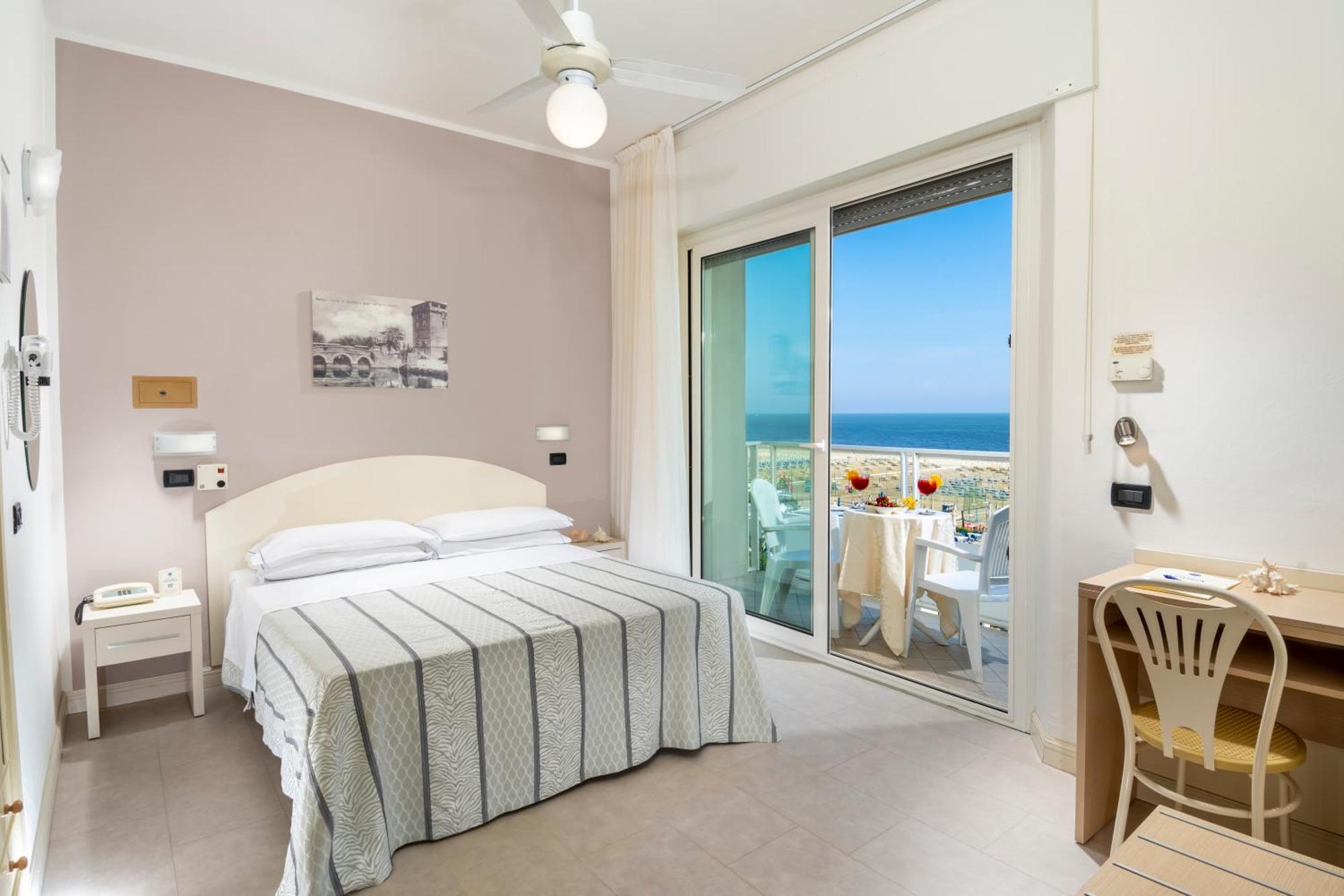 Hotel Astoria Cervia Kültér fotó