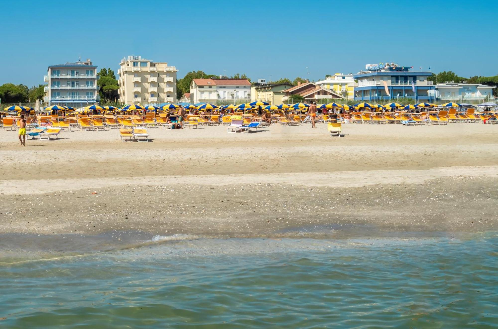 Hotel Astoria Cervia Kültér fotó